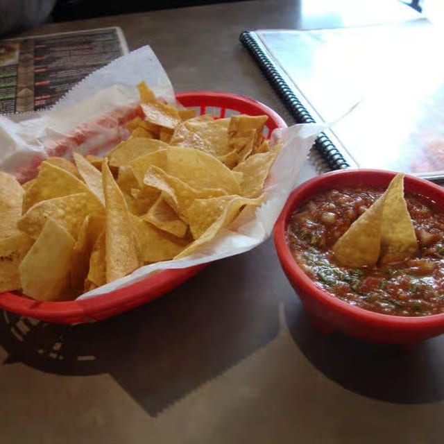 Personal Chips & Salsa.