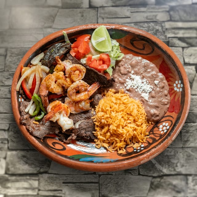 Carne Asada Con Camaron.